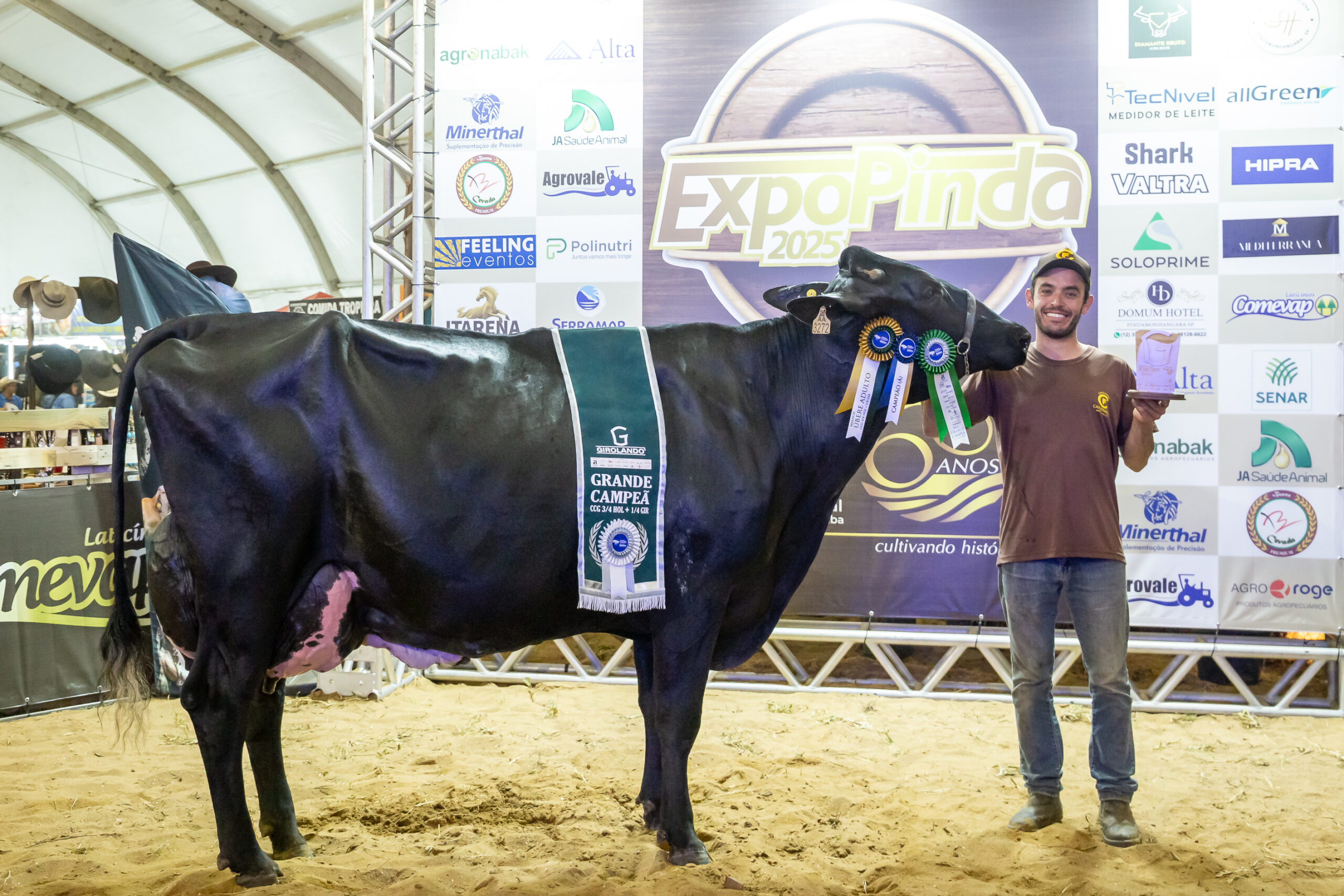 ExpoPinda sedia Exposição Interestadual de Girolando